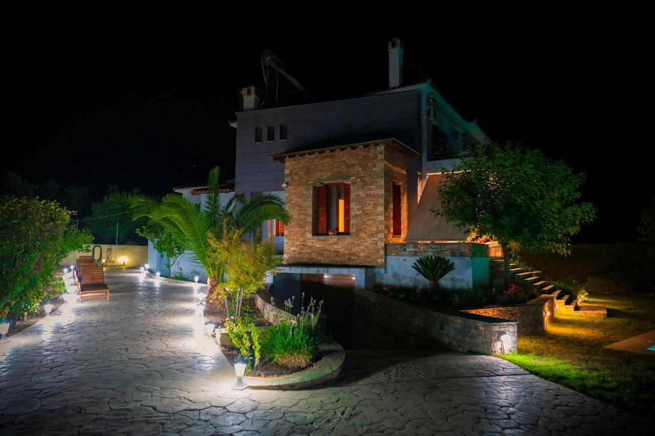 Willa Chariklia'S House With Private Pool Káto Lekhónia Zewnętrze zdjęcie